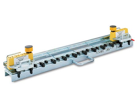 Rivet Guide Locator Assembly